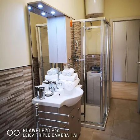 Cav Pearl By People Apartmán Asti